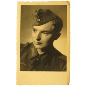 Wehrmacht soldaat Helmut Hack, midden in de oorlog gemaakte portretfoto